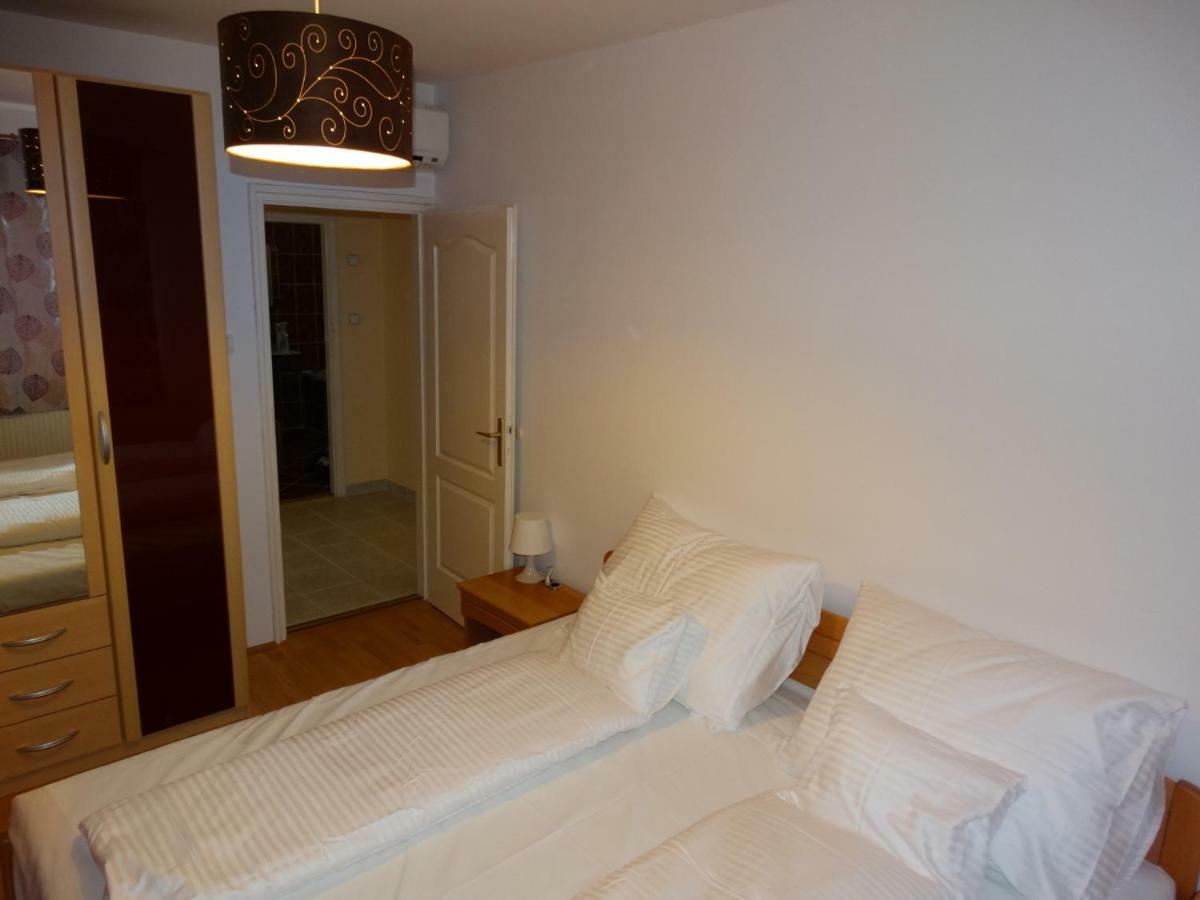 Apartamento House Magnolia Velence Exterior foto